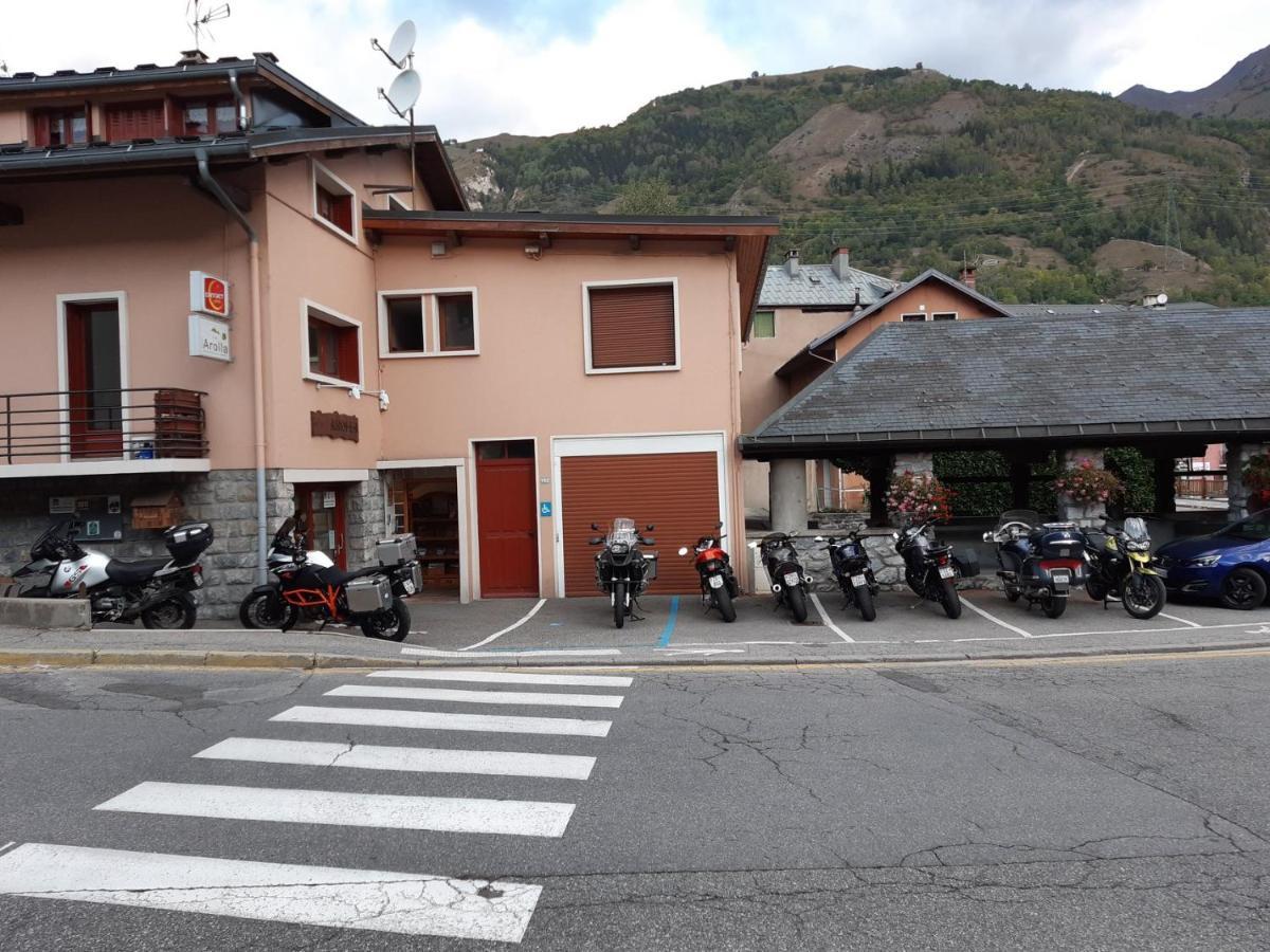 Hotel Arolla Bourg-Saint-Maurice Exterior photo