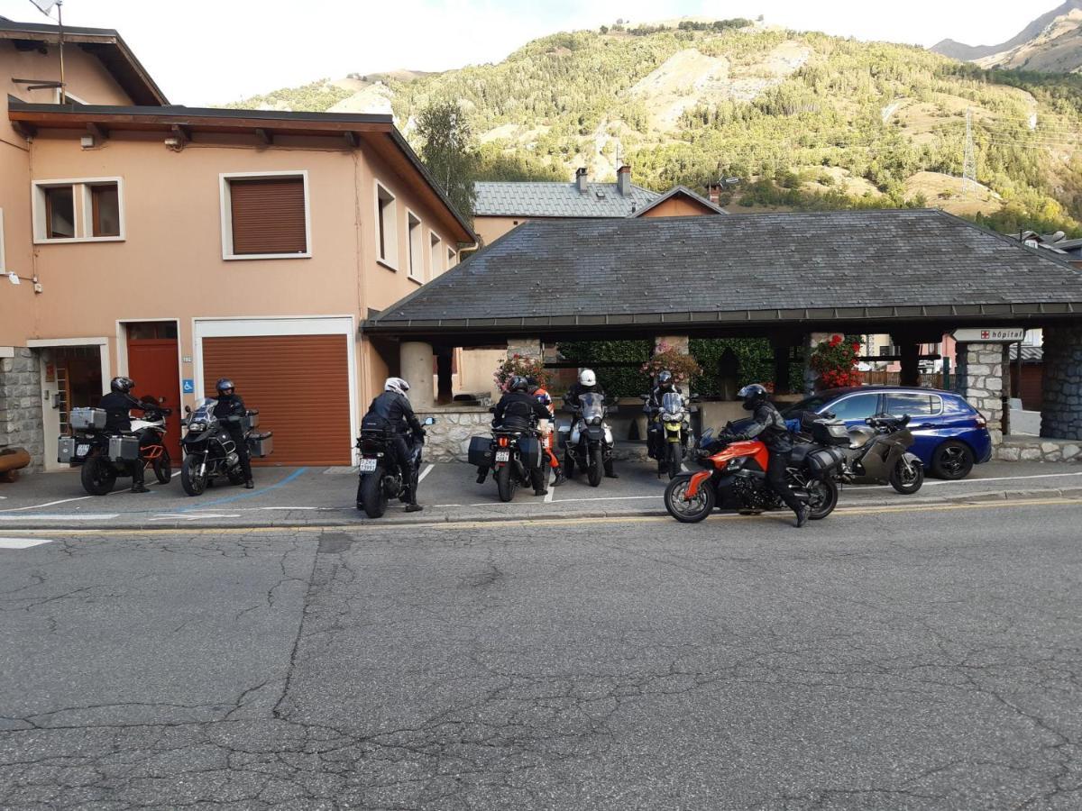 Hotel Arolla Bourg-Saint-Maurice Exterior photo